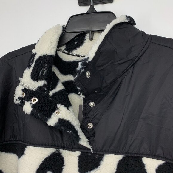 Grayson Threads Pullover Jacket Pattern Faux Fur Button Snap NWT - Picture 5 of 12